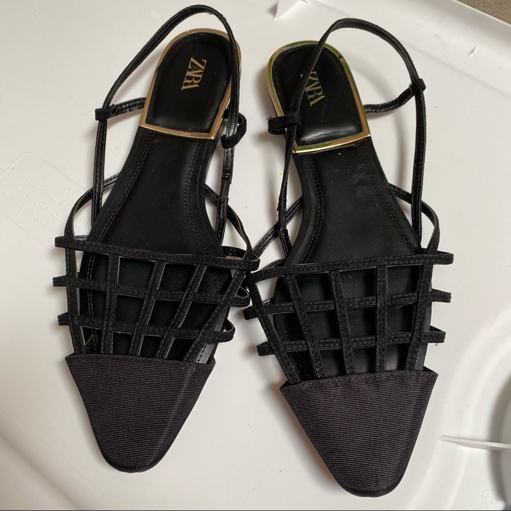 Zara sandals size 38